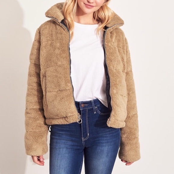 Hollister Cozy Mockneck Puffer Sherpa Jacket Beige - Picture 7 of 14